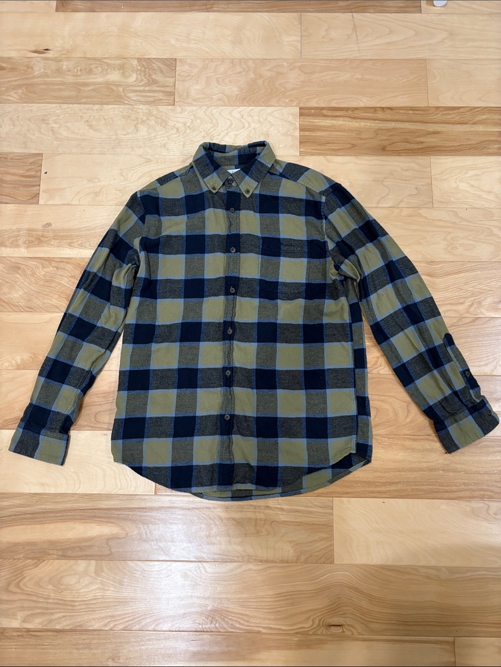 Croft & Barrow Gold & Navy Plaid Button-Down Shirt